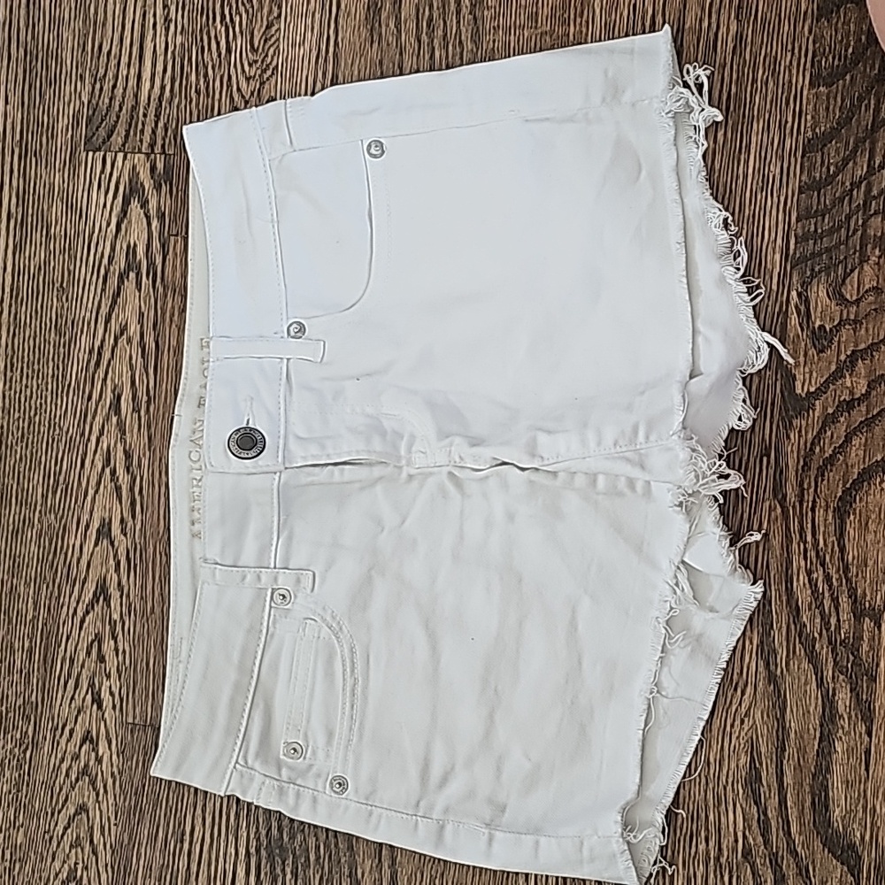 American eagle stretch Jean shorts size 2 white